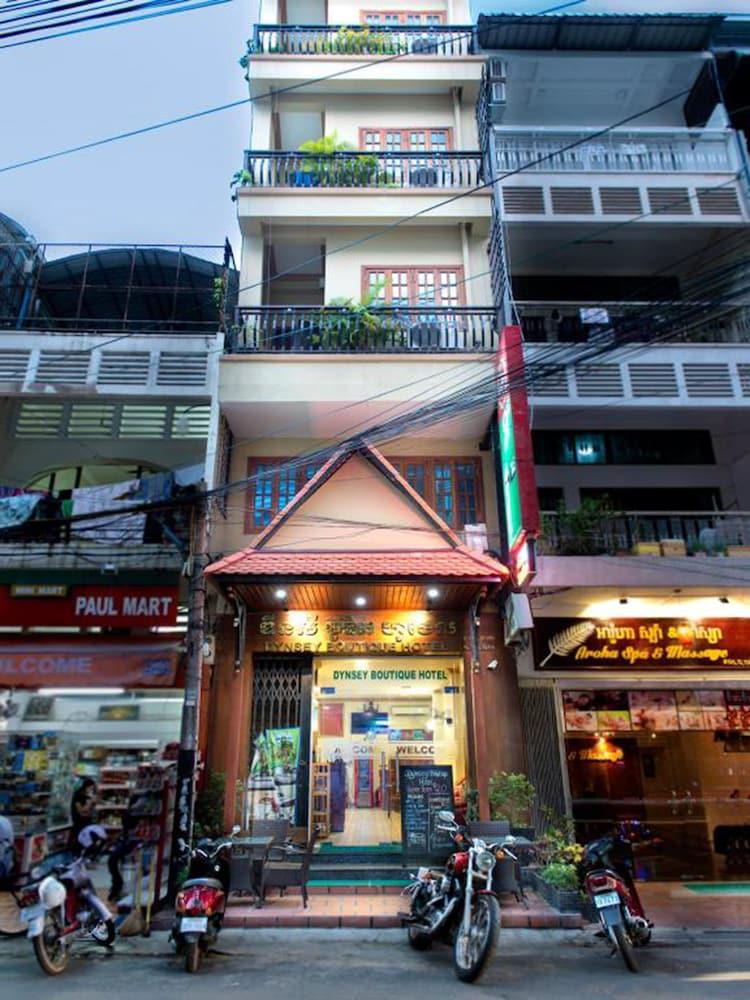 Dynsey Boutique Hotel Phnom Penh Exterior photo