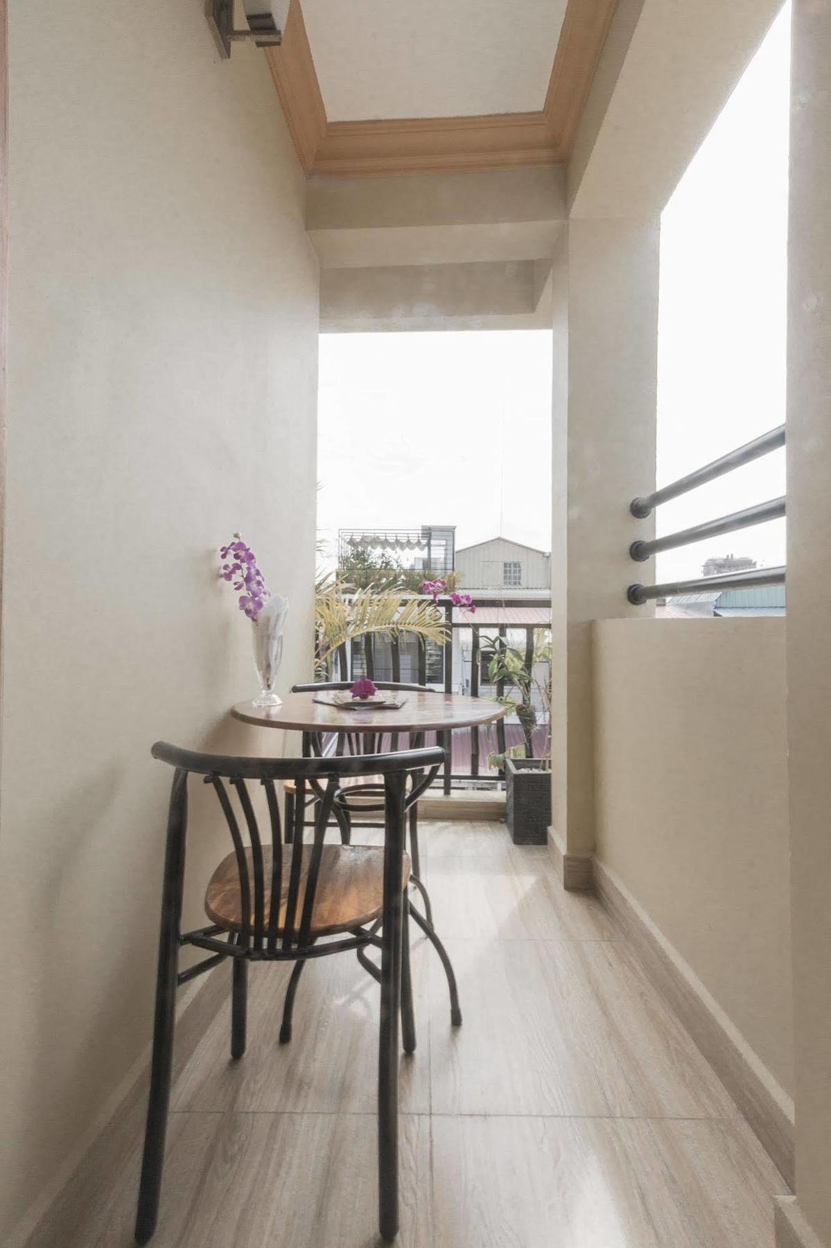 Dynsey Boutique Hotel Phnom Penh Exterior photo
